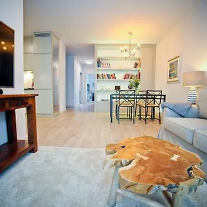 Luna Deluxe Gdańsk